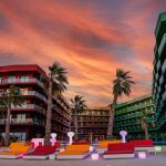 HOT SUMMER STAYCATION DEAL FOR COUPLE