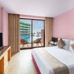 HOT SUMMER STAYCATION DEAL FOR COUPLE