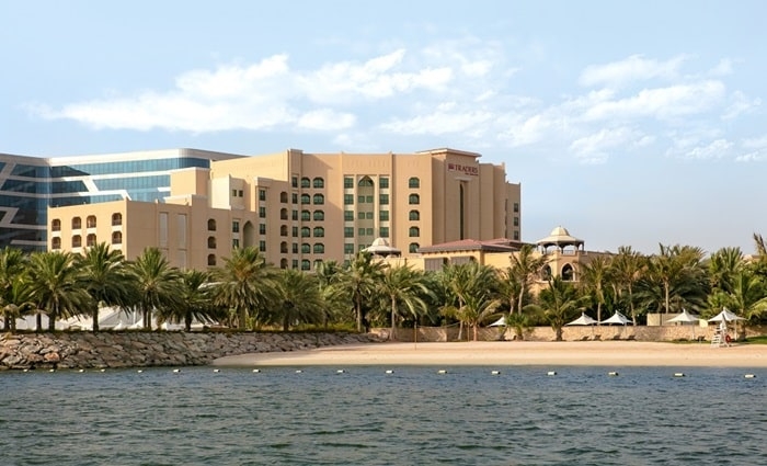 Traders Hotel Abu Dhabi with Yas Island Parks Access